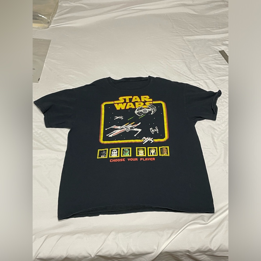 Star Wars Choose Your Player T-shirt Mens Large NEW. Video Game style graphics‎